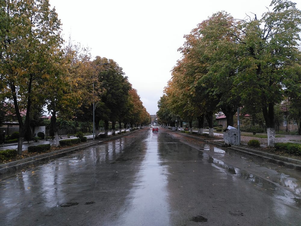 Çfarë ndodhi me personin që ra nga shkëmbi në Maliq?