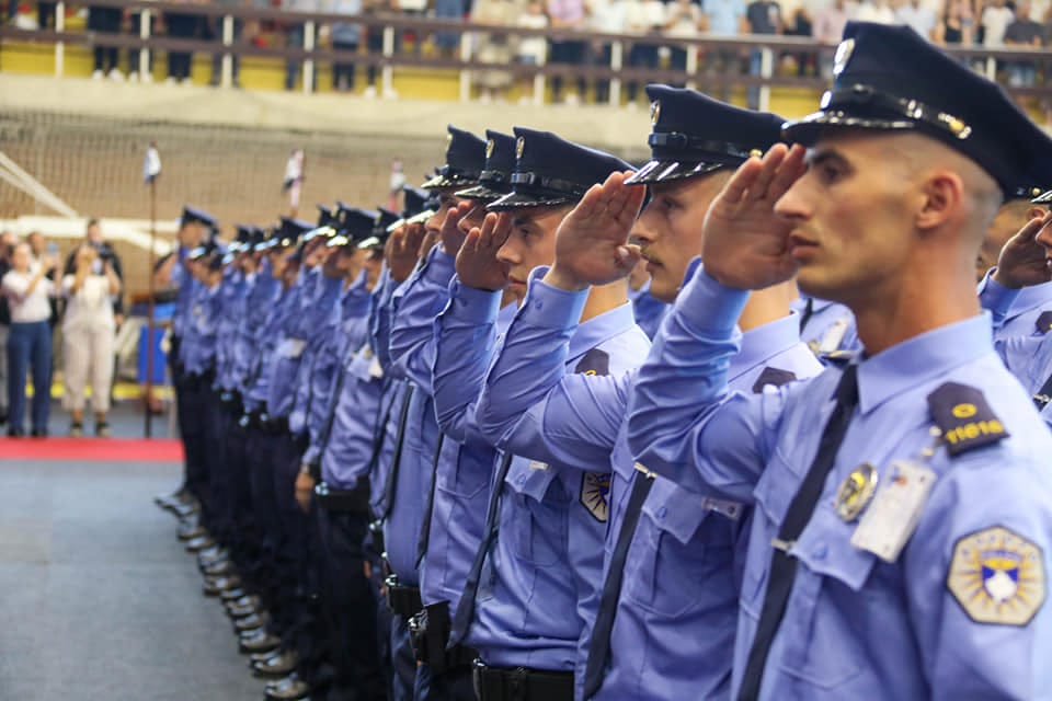 Pse i mituri nga Peja qëndroi natën në rrugë?