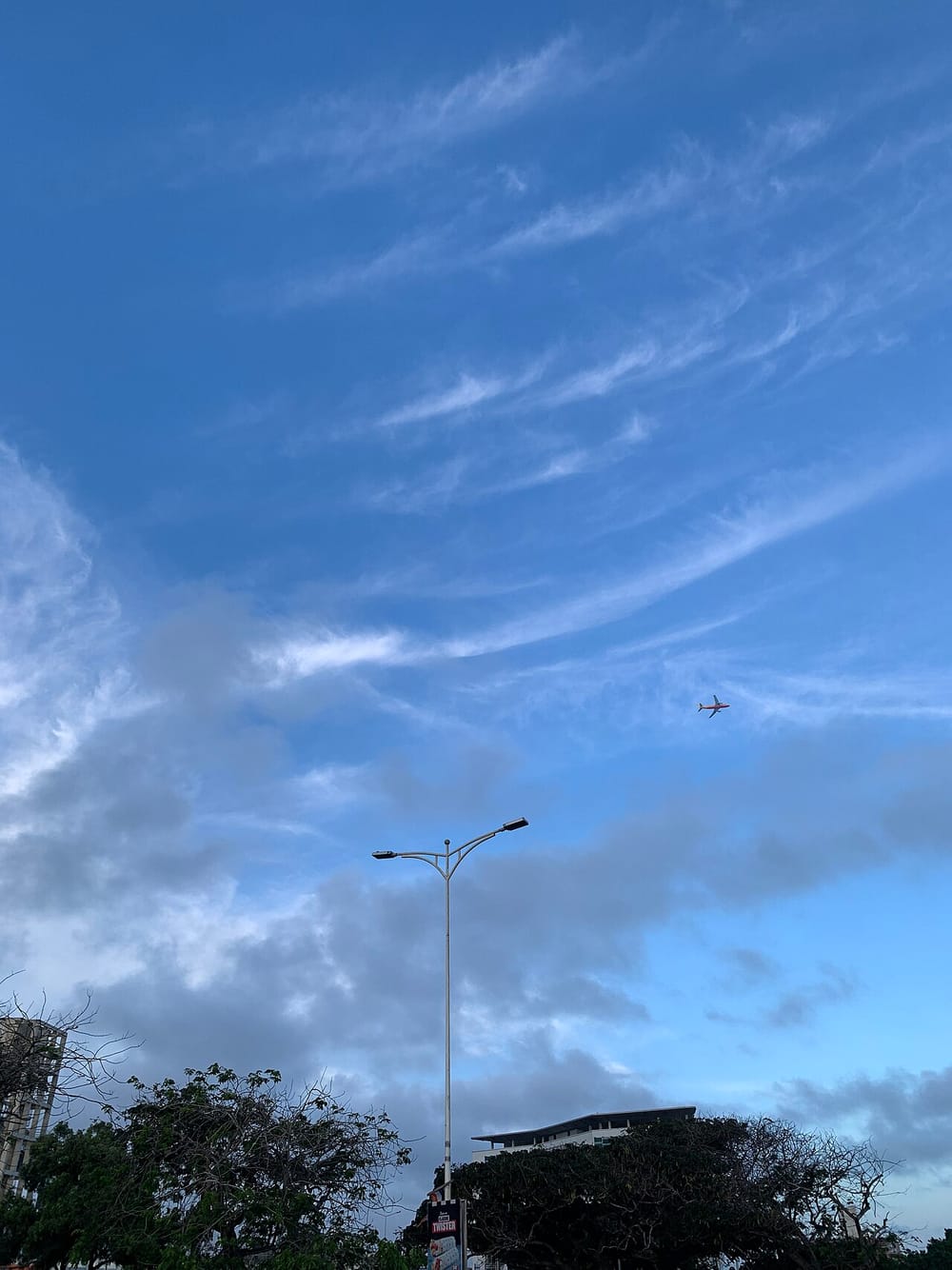 Mot veror nesër në Kosovë, temperatura deri në 31°C