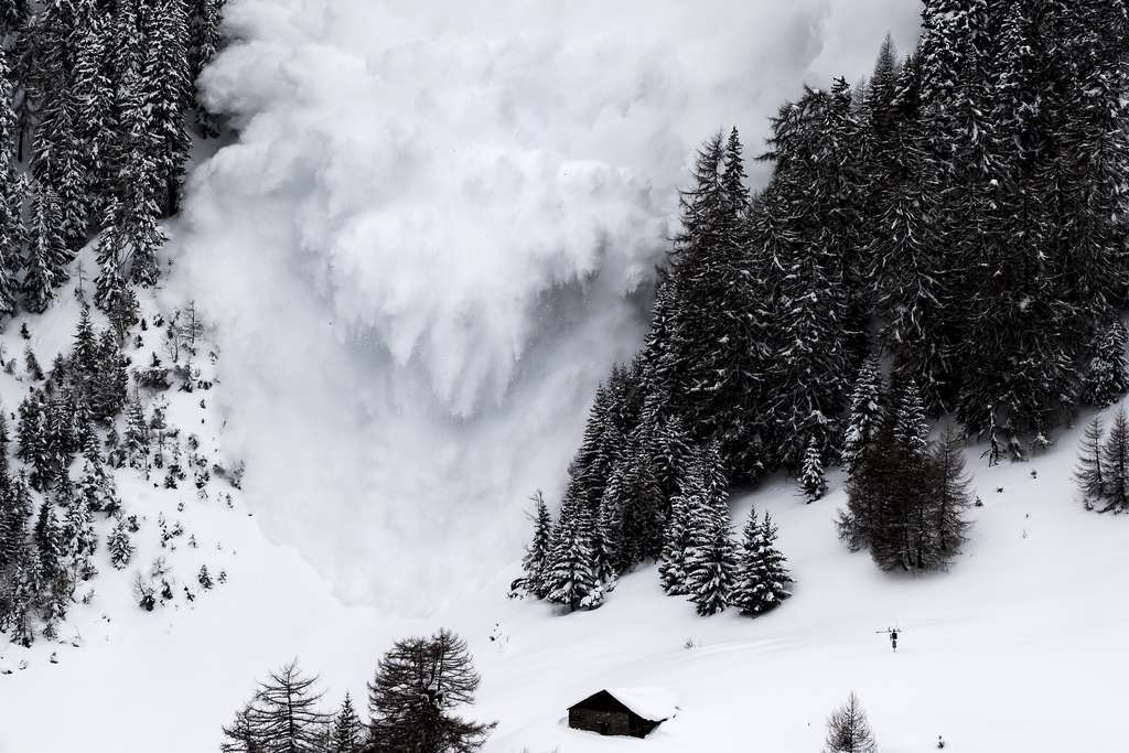 Shtatë alpinistë humbin jetën në Alpe brenda 24 orëve