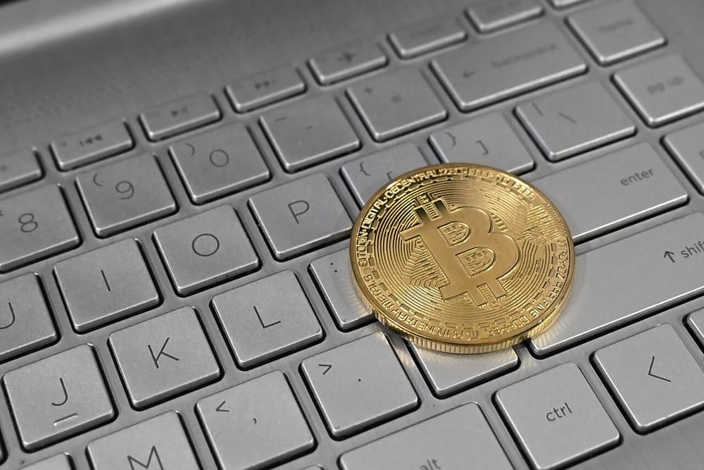 Si financonte ISIS-in grupi i arrestuar për mashtrime me Bitcoin?