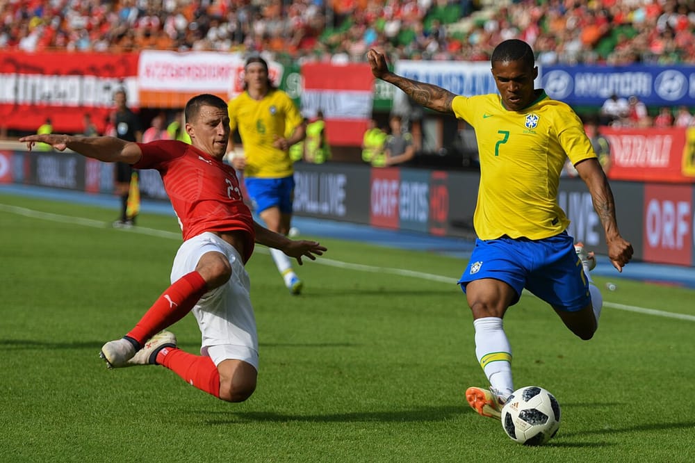 Douglas Costa: Cristiano Ronaldo ua bënte jetën më të lehtë bashkëlojtarëve