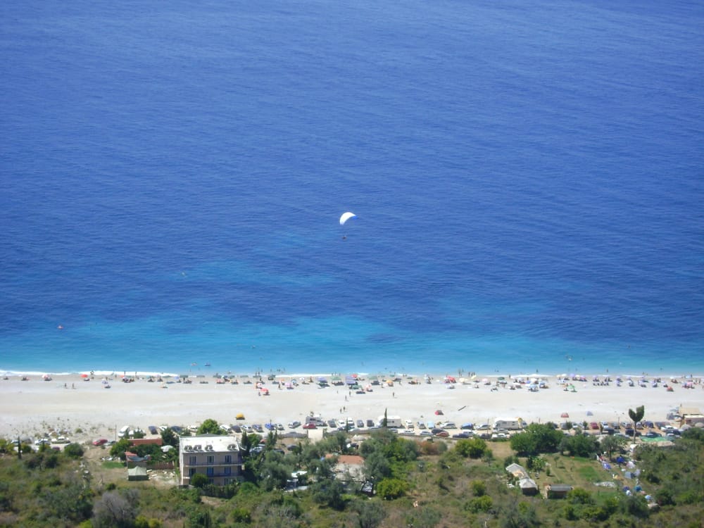 Himara thyen pritshmëritë turistike, vizitorët rriten me 30%