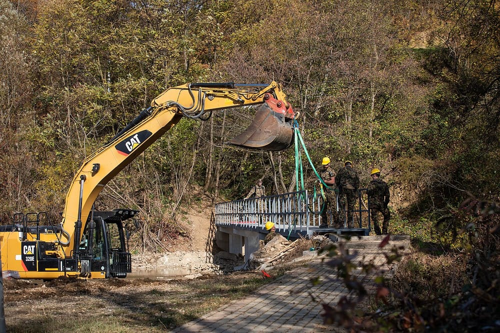 Ibër Lepenci rrënon mini-hotelin në Ujman — objekti i 17-të i shkatërruar