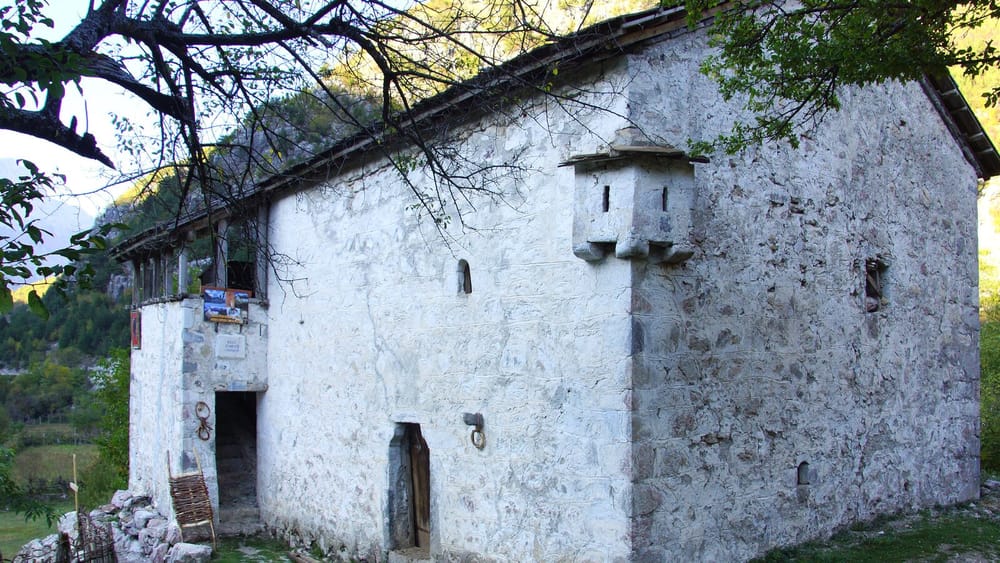 Kullë tradicionale guri e Dukagjinit