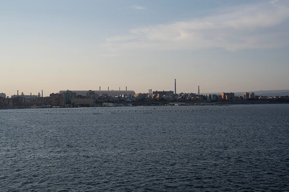 Këshilltarja shqiptare në Taranto denoncon fyerje raciste — kolegu jep dorëheqjen