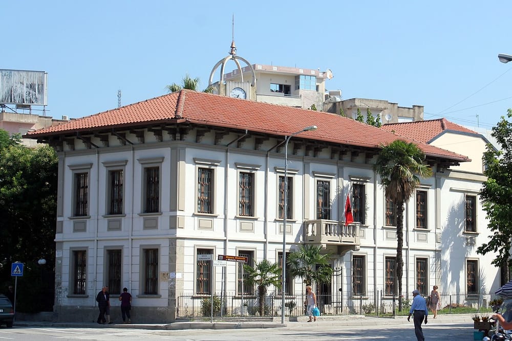 Klasa e shqipes që lindi nga lufta e Kosovës bëhet pjesë e Muzeut të Vlorës