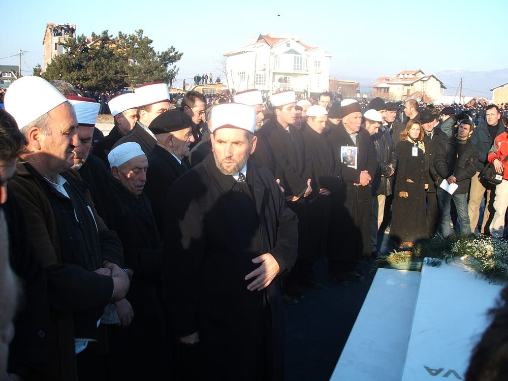 Konjufca: Mërgata shqiptare është mërgatë e dëbimit, jo e zgjedhjes
