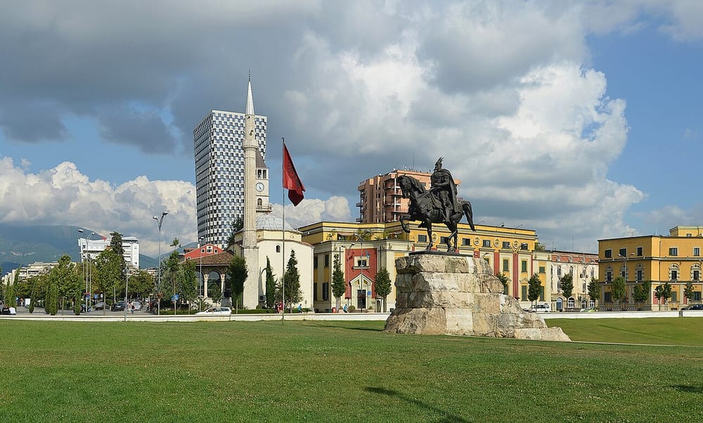Ku u mblodhën protestuesit në ditën e 43-të të tubimeve?
