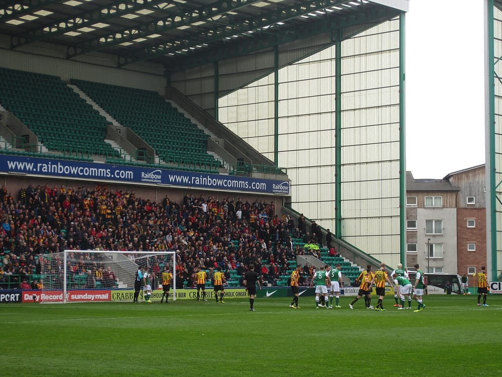 Malisheva kalon në epërsi 1:0 ndaj Hibernianit skocez