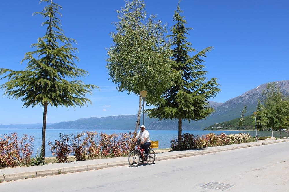 Maratona bllokon aksin Lin-Pogradec — ndalohet kalimi nga ora 18:30