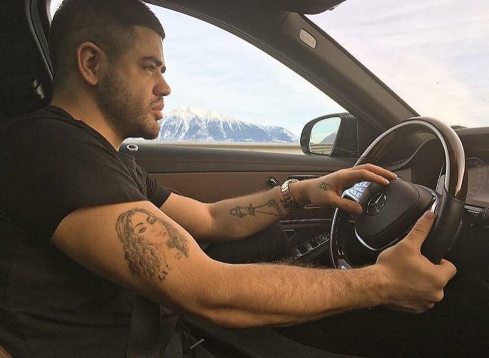 Për çfarë paralajmëron Noizy ndjekësit e tij?