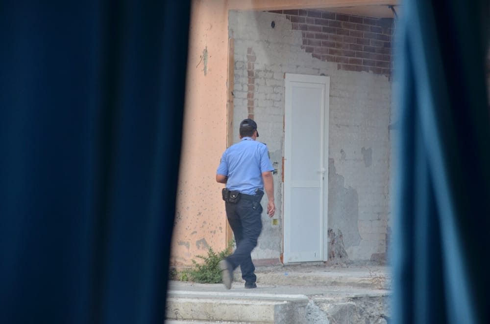 Policia Kufitare shpëton familjen me 5 anëtarë të bllokuar në det