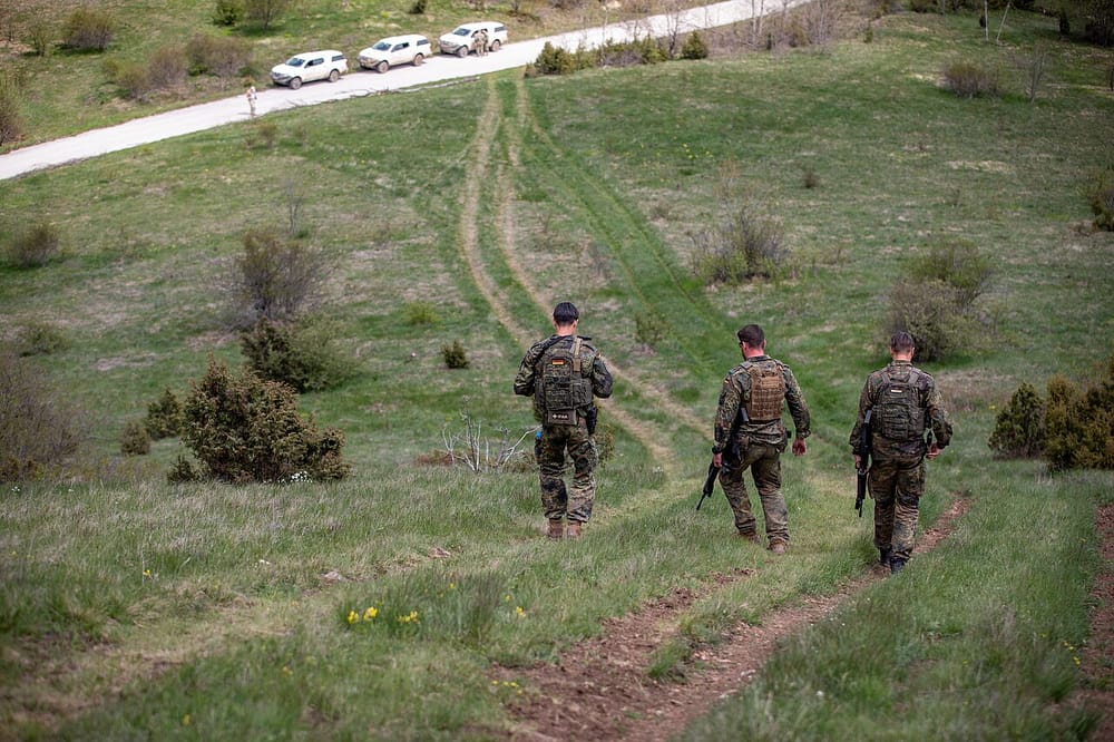 Pse kryhen patrullime ushtarake amerikane në kufijtë e Kosovës?