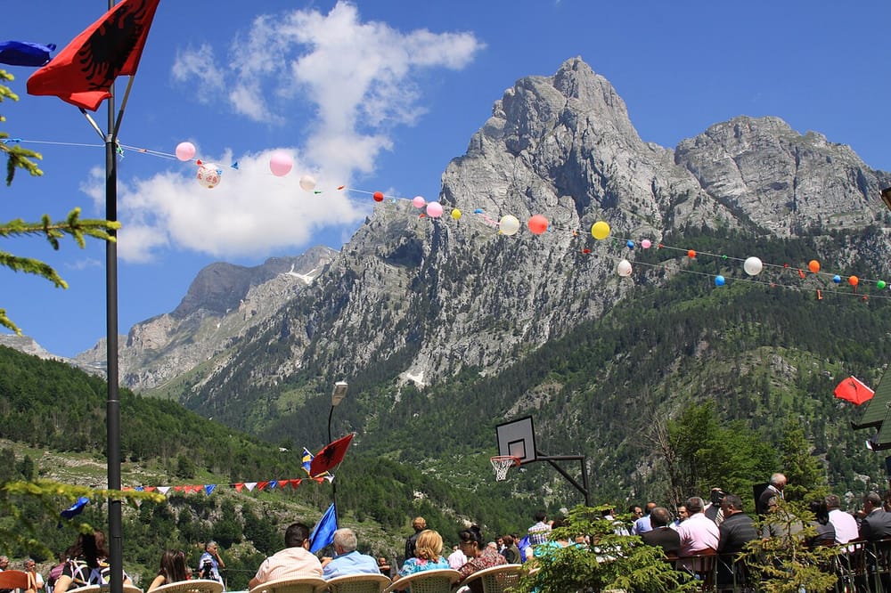 Pse u prekuri turizmi në Shqipëri?