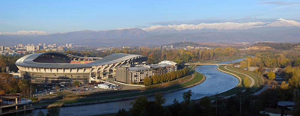 Pse Yll Limani performon në Stadiumin e ARM-së?