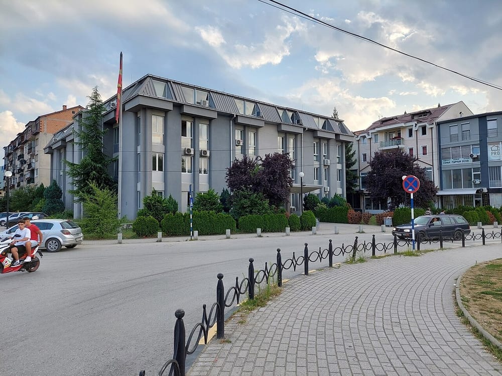 Punëtori mashtron firmën në Gostivar — zhduket me 110.700 denarë