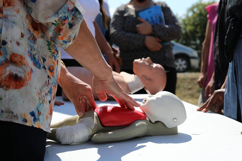 QKMF-ja e Mitrovicës vazhdon kujdesin paliativ falas — ekipet në terren 7 ditë në javë