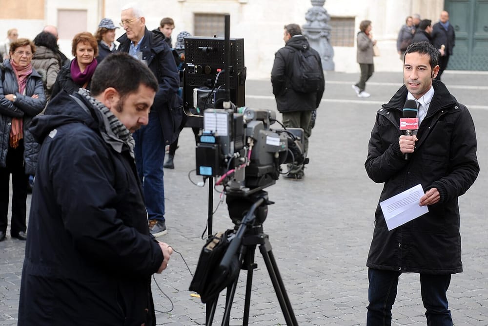 SafeJournalists denoncon portalin anonim që po sulmon Lalën e Stafën