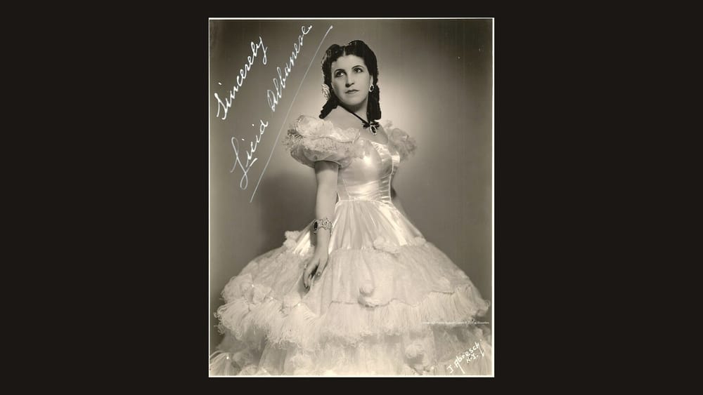 Sopranoja arbëreshe Licia Albanese lindi më 30 korrik 1909 në Bari