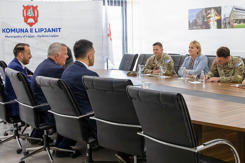 Pse akuzohet Imri Ahmeti për komandim nga PDK?