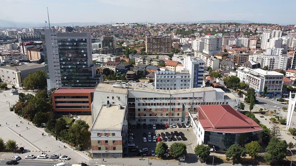 Pse Hasani sheh si 'pak të besueshme' krijimin e institucioneve të reja në Kosovë?