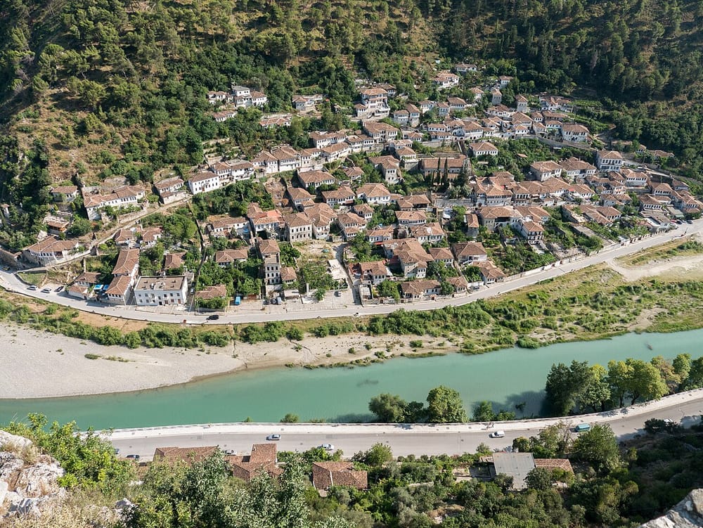 Çfarë ndodhi me 17 të pandehurit e grupit të kanabisit?