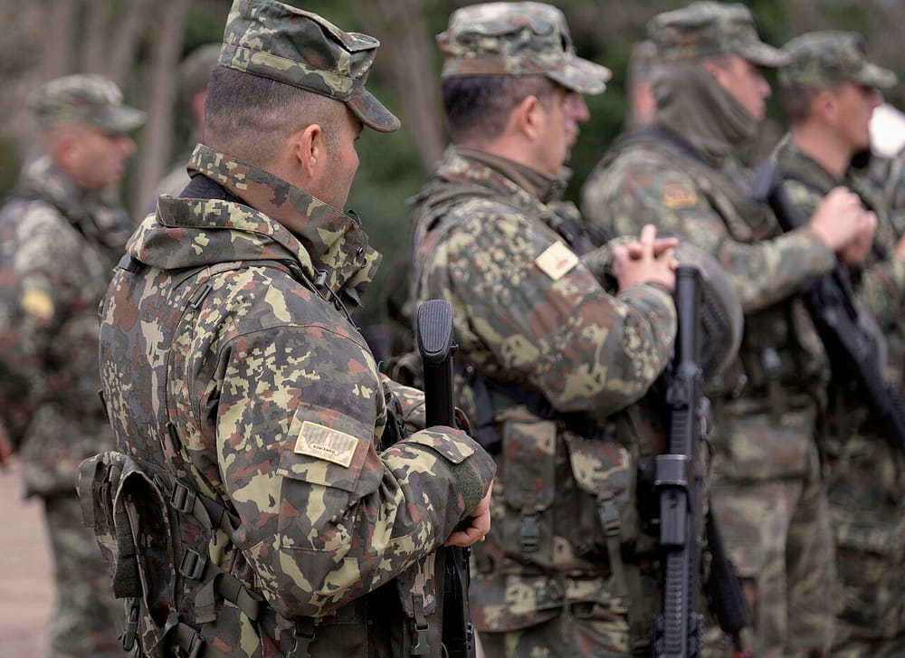 Si janë ndryshuar ligjet për të hapur rrugë pazareve në Shqipëri?