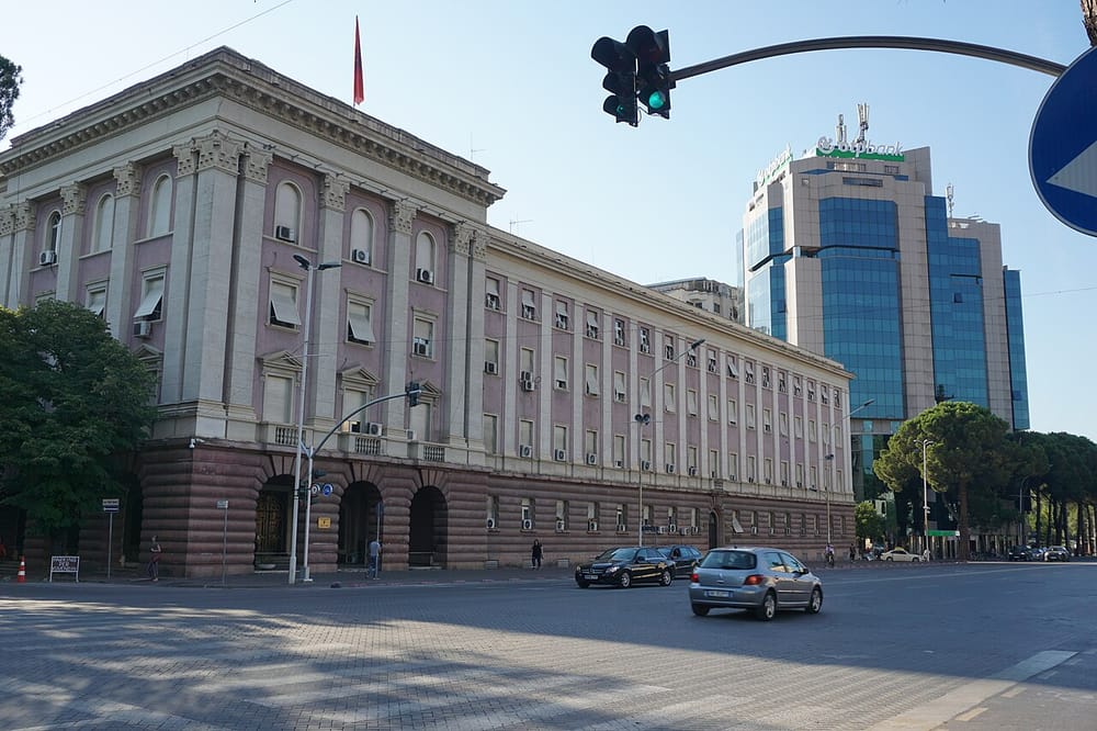 Pse po merr kompetenca më të gjera Shërbimi Informativ i Shtetit?