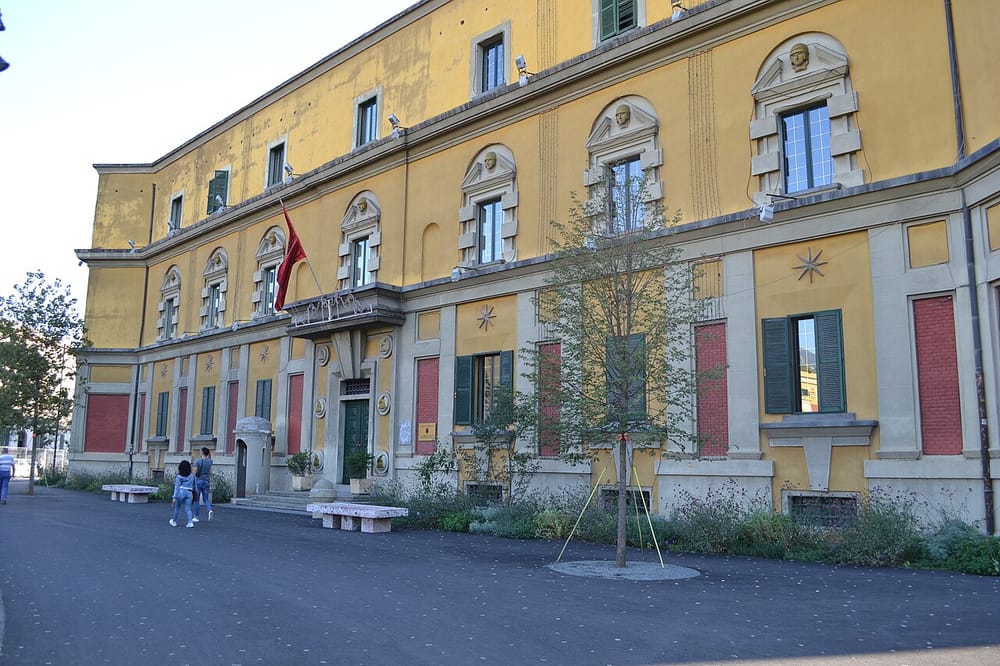 Pse Shqipëria mbështet bujqësinë me më pak para në rajon?