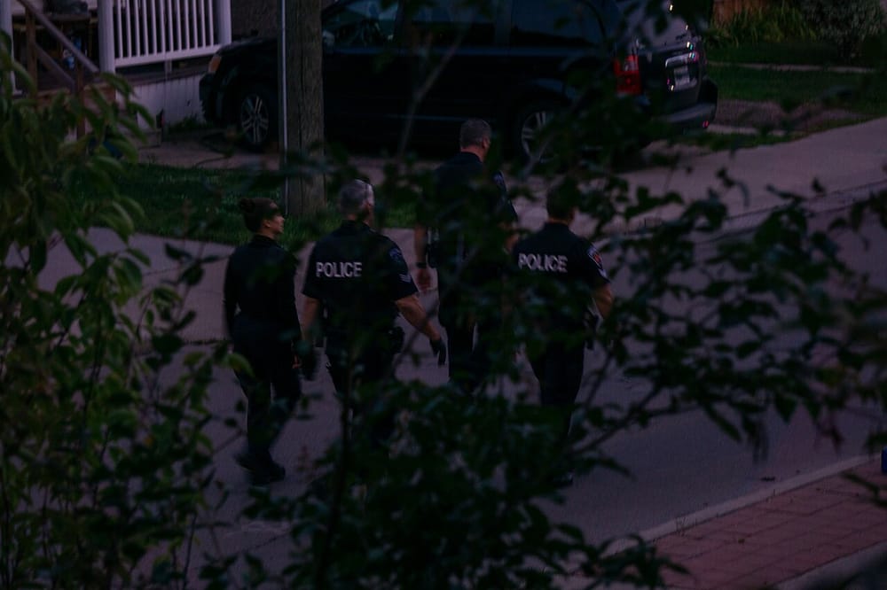 Tri vetura përplasen në Drenas — tre persona lëndohen