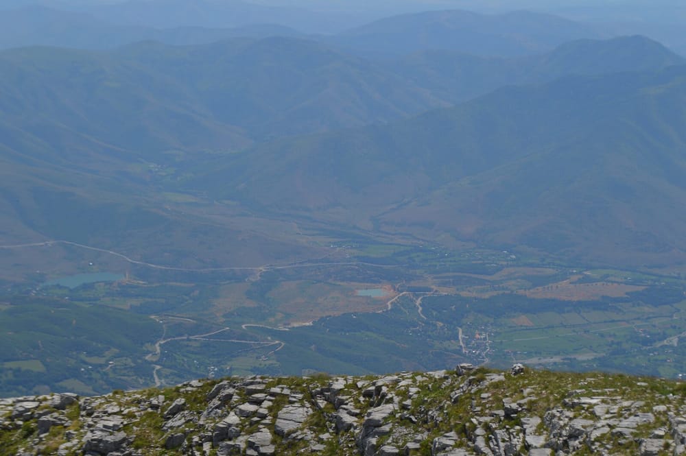Lugina e Tropojës parë nga maja e Shkëlzenit (2.405 m) — Ardit Balisha