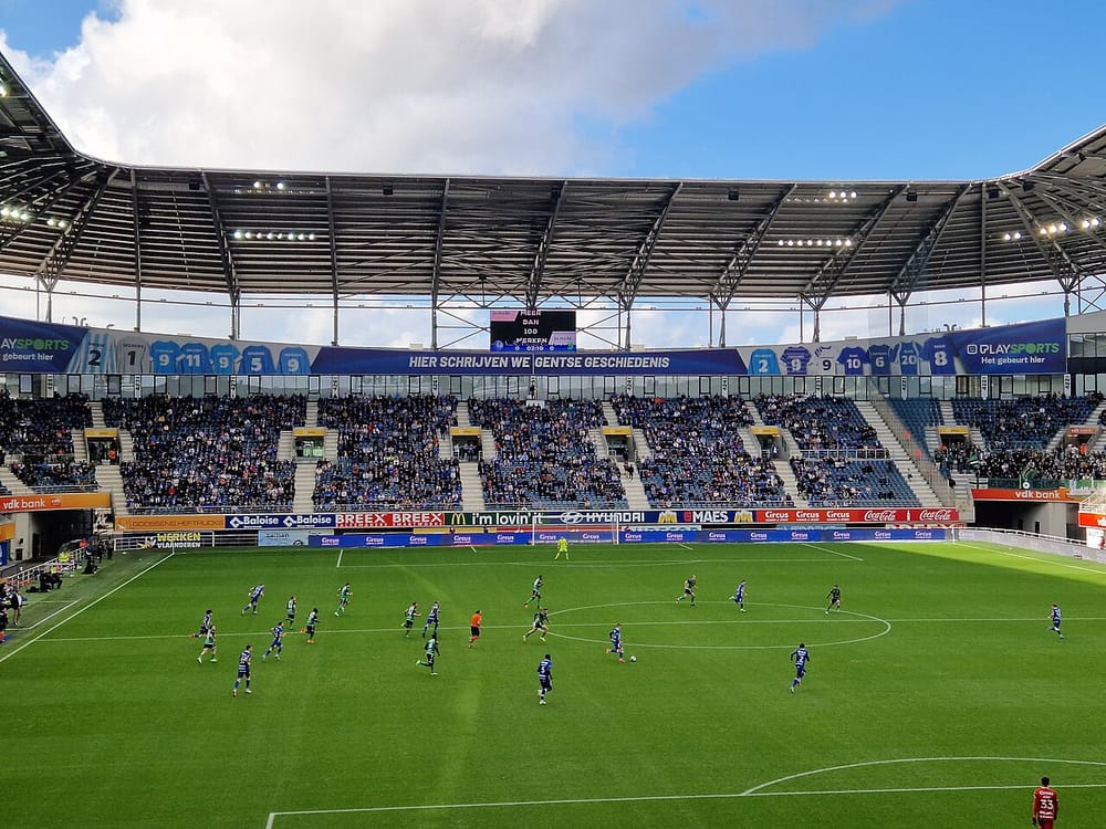 UEFA i beson Genc Nuzës drejtimin e ndeshjes Gent–LNZ Cherkasy