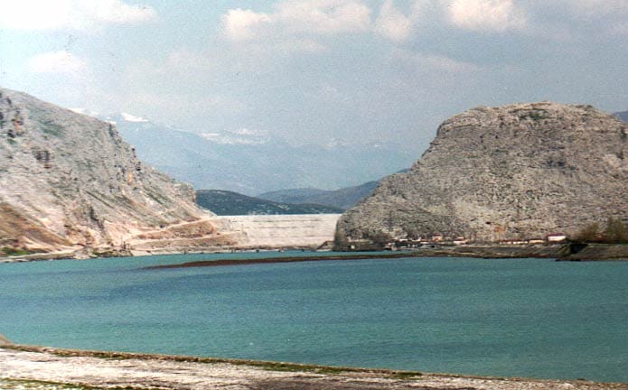 Vendbanimi mesjetar i Komanit shpallur Monument Kulture
