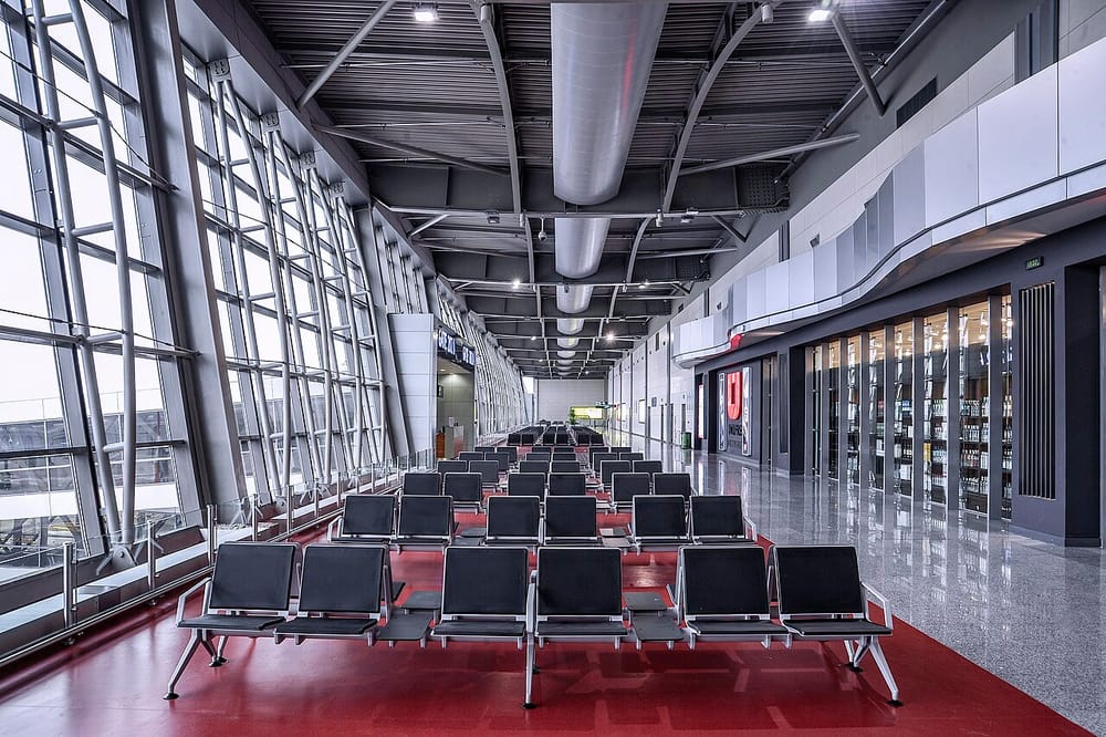 Shtetasi iranian kërkon azil në Kosovë pas ndalimit në aeroport
