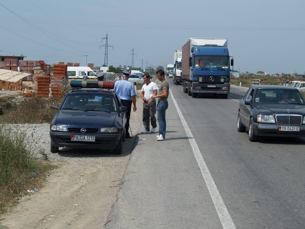 66 zyrtarë publikë sulmohen brenda gjashtë muajsh