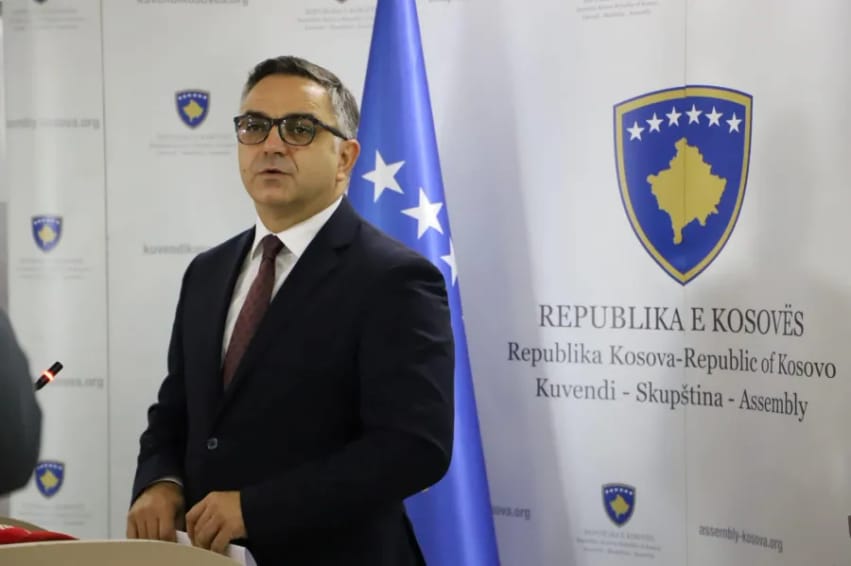 Konferenca për media e Aleancës dhe PDK-së në Kuvend