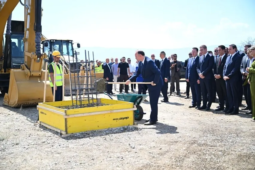 Gashi: Autostrada Shkup–Bllacë forcon lidhjet mes dy vendeve