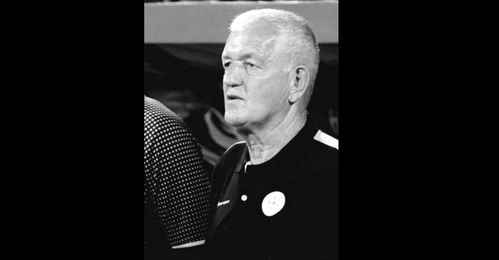Vdes ish-futbollisti e trajneri Erdogan Celina