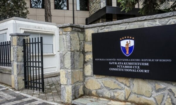 PDK-ja paralajmëron ankesë në Kushtetuese për mosdekretimin e anëtarëve në KQZ