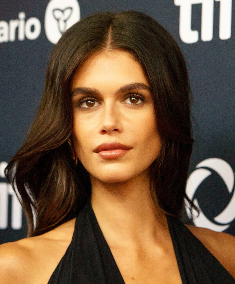Kaia Gerber tregon historinë e pazakontë të ekzorcizmit në fëmijëri