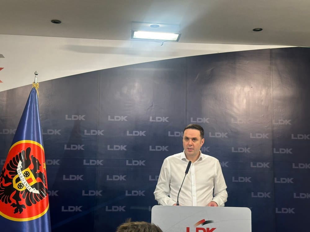 LDK heq dorë nga çdo kërkesë për pozita publike për të zhbllokuar krizën