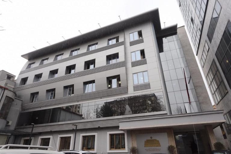 Ministria kërkon vlerësim të pavarur për vdekjen e 37-vjeçares në Pogradec