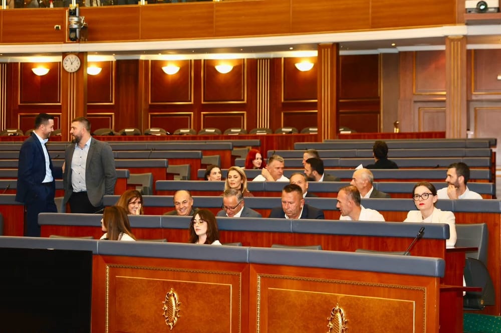 PDK do të jetë nesër në sallën e Kuvendit, kërkon thirrjen e seancës konstituive