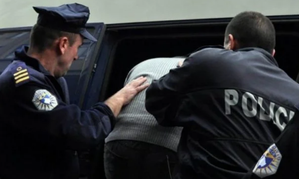 Policia e Kosovës arreston person të kërkuar nga INTERPOL-i për vjedhje të rëndë