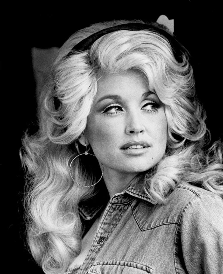 Shuhet në moshën 80-vjeçare legjenda e muzikës country Dolly Parton