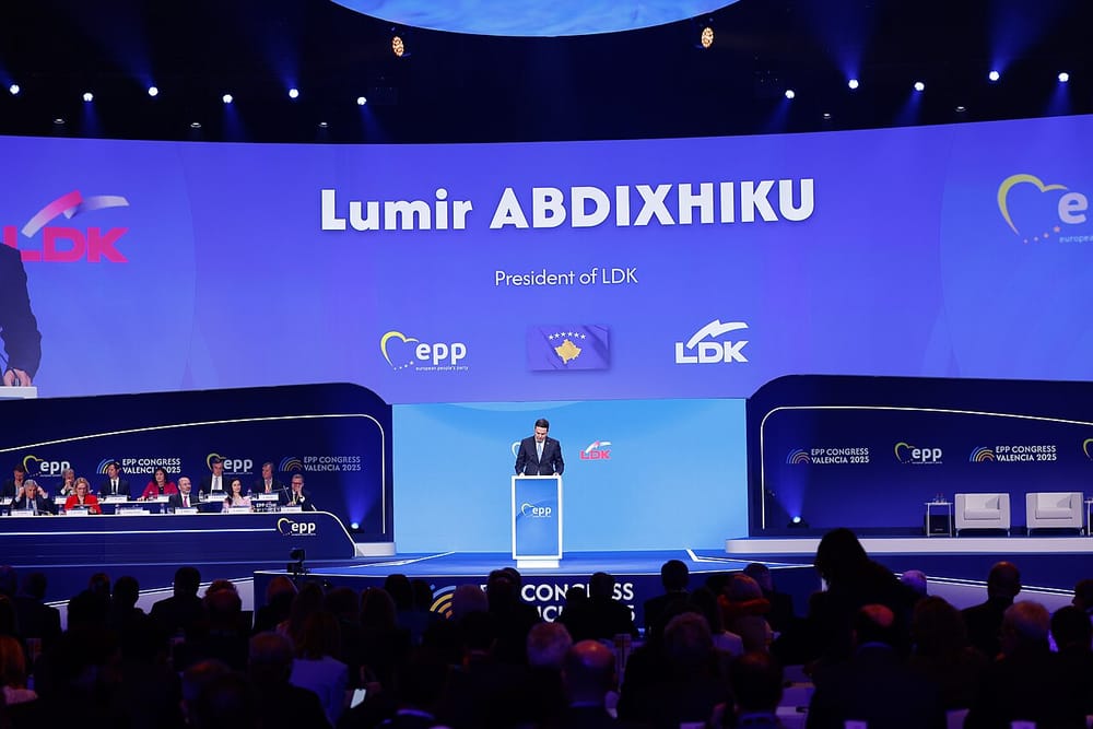 Abdixhiku mban udhëheqjen e LDK-së — vetëm 7 vota diferencë