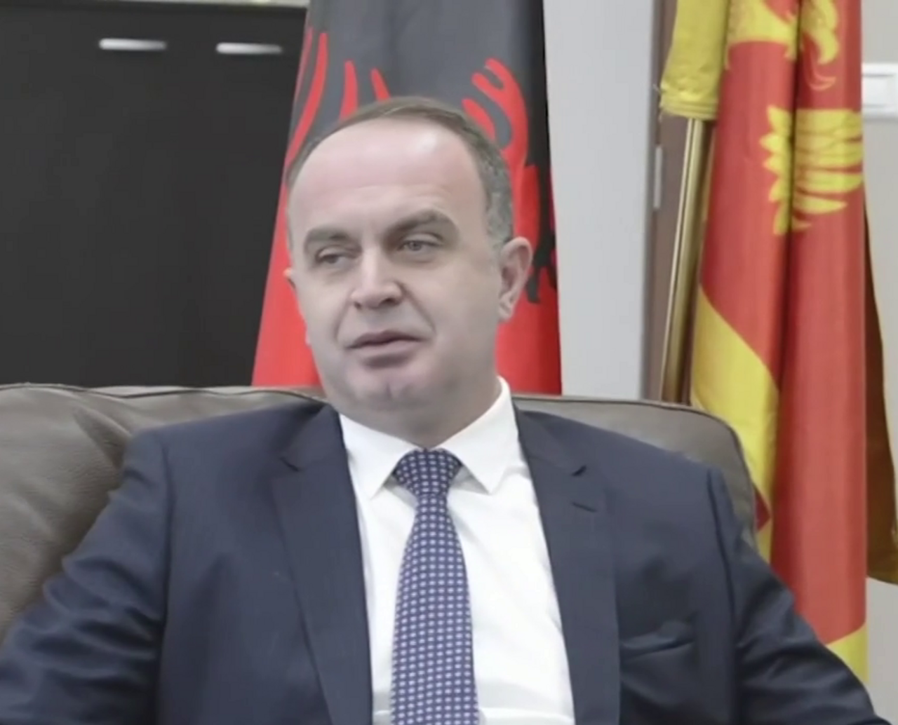 Agron Dedivanaj bashkon shqiptarët në Triesh