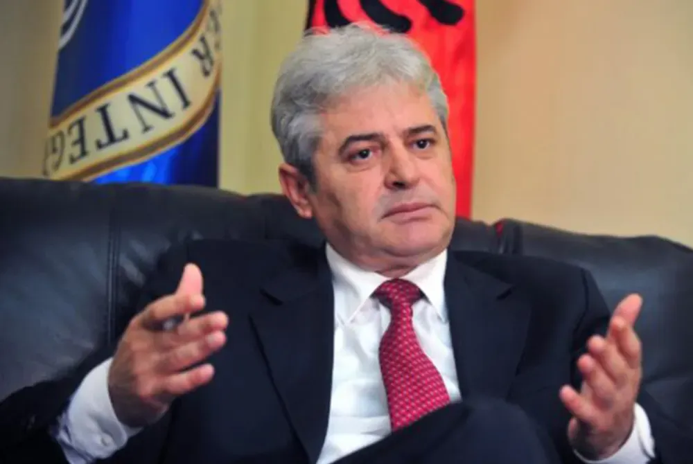 BDI: VLEN bashkëpërgjegjës për partnerët që glorifikojnë Mlladiqin
