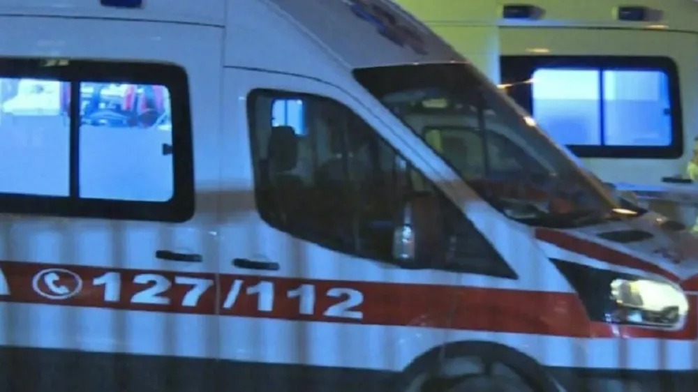 Humb jetën roja i lokalit në Vaun e Dejës, elektricisti në gjendje të rëndë